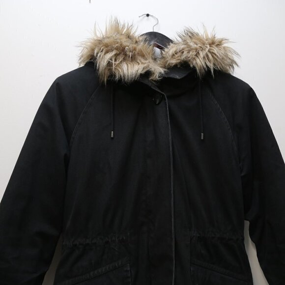 COMMUNITY Parka Aritzia Anion  Faux Fur-lined Hooded Winter Coat Black - Picture 3 of 10